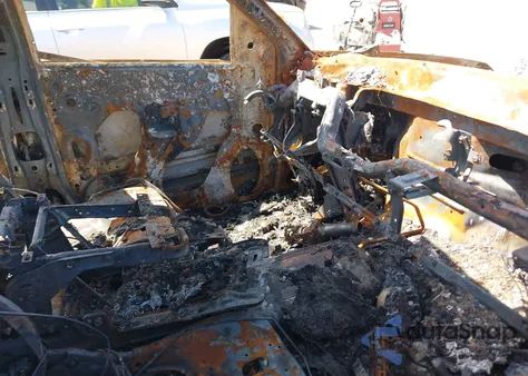 2014 Chevrolet Silverado 1500 1Lt из США, поврежденный, VIN 3GCPCREC7EG509826